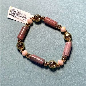 Elastic beaded bracelet